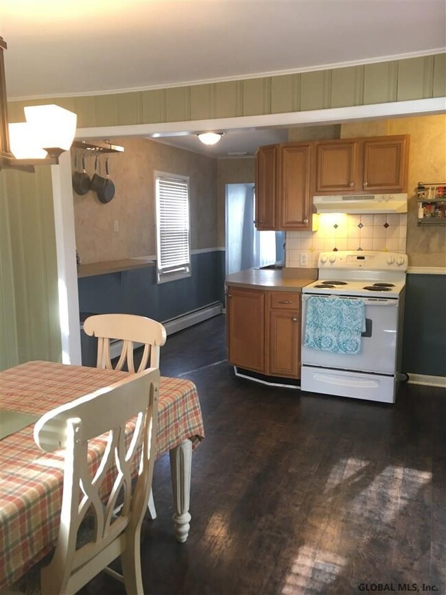 16 Miracle Ln, Albany, NY 12211 - photo 5