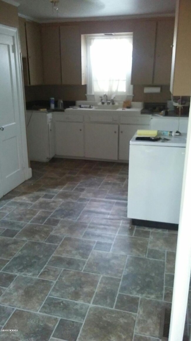 1605-1607 Old Snow Hill Rd. 4