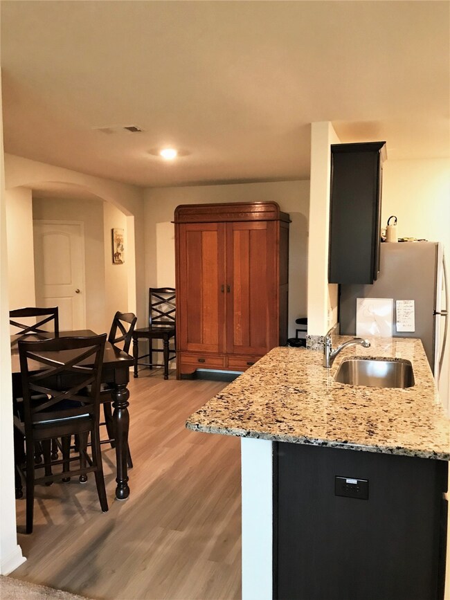 So easy to entertain here!