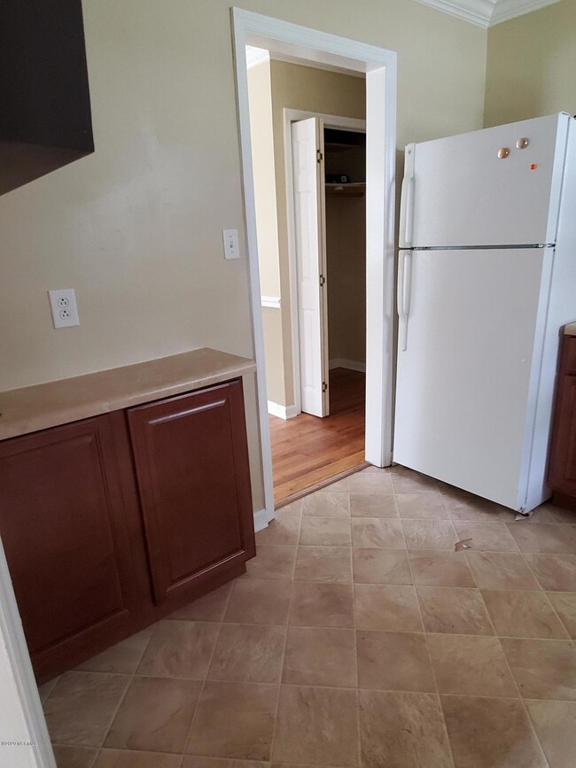 518 Oak Ln, Jacksonville, NC 28540 - photo 4