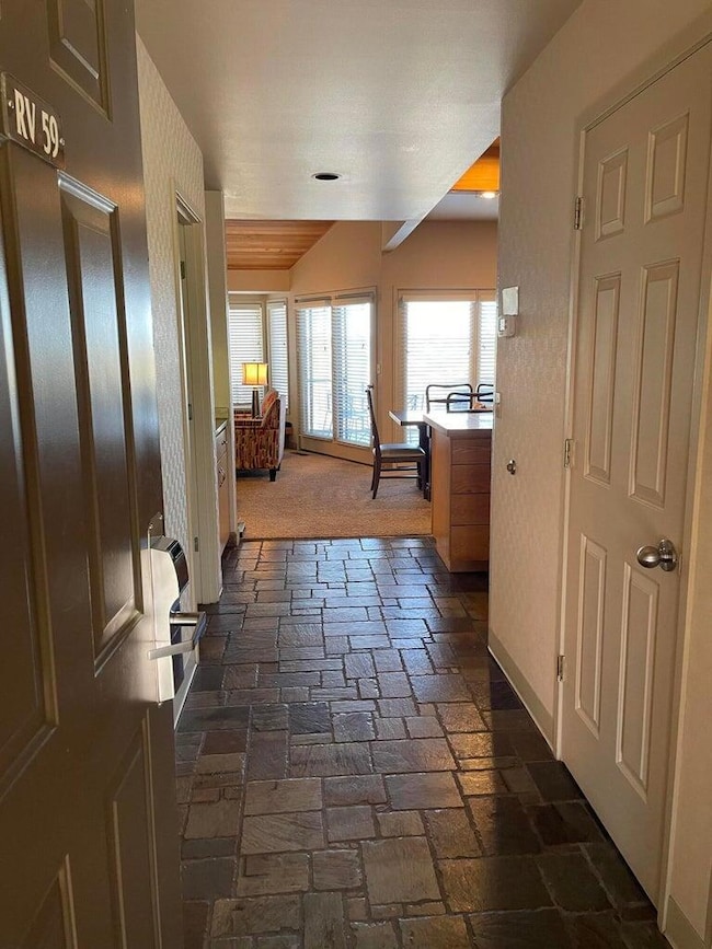 1830 Redtail RV59J 5