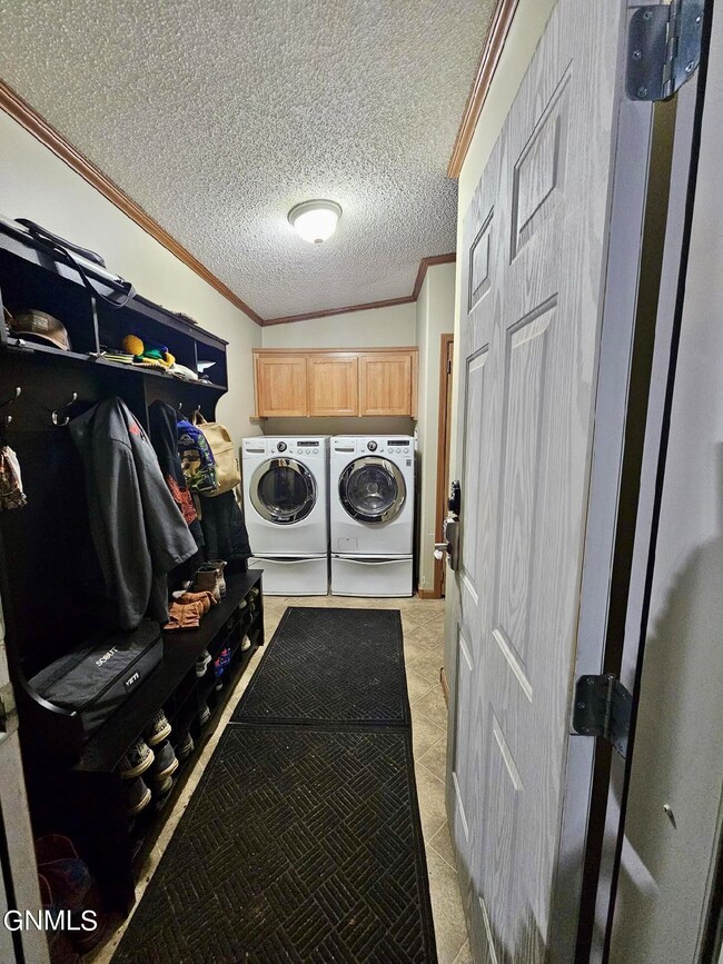 Laundry/Mudroom