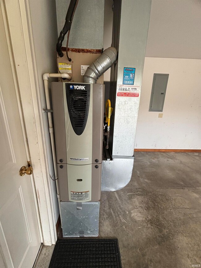 701 River Breeze Ct, Albion, IN 46701 - photo 6