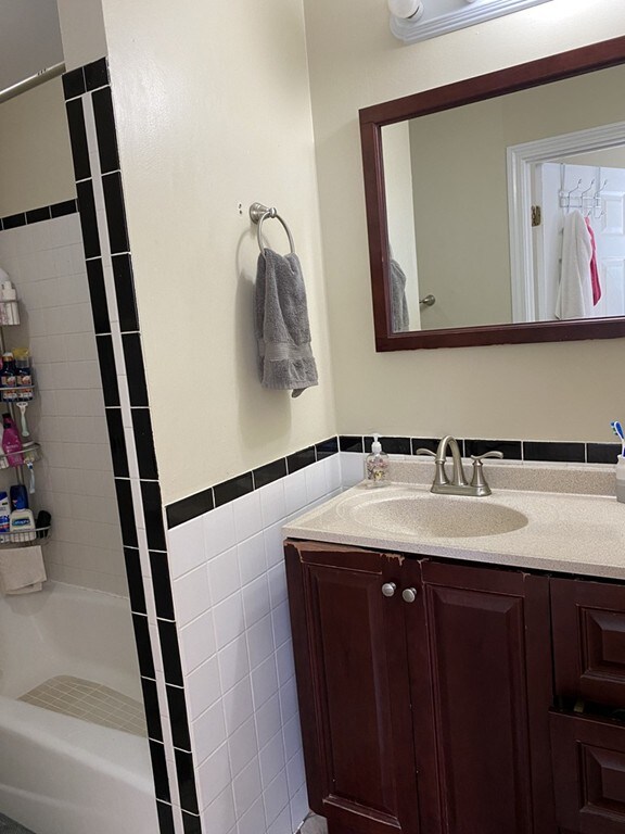 378 Neponset Ave unit 3, Dorchester, MA 02122 - photo 4