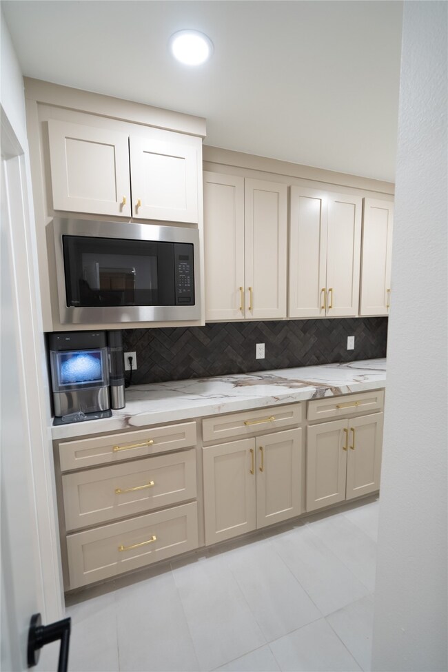 9625 Smitherman Dr, Shreveport, LA 71115 - photo 7