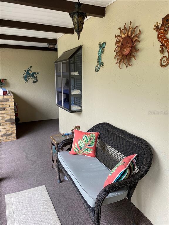 Nice entry and inviting to guests!