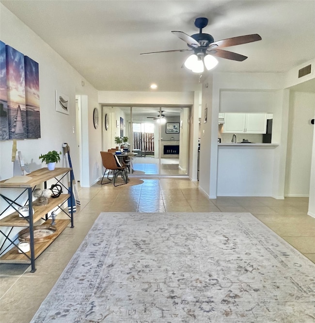 Breakfast Bar Area
