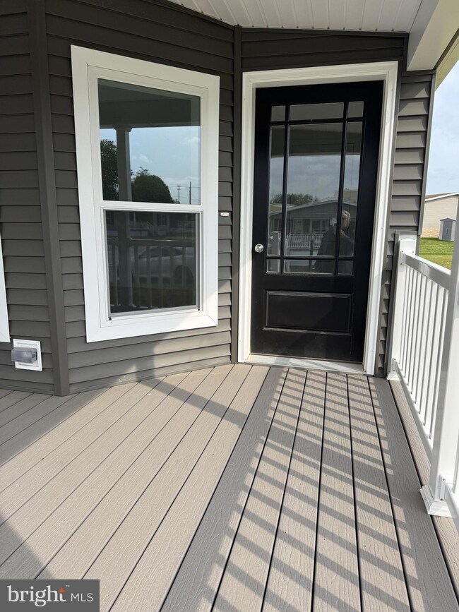 21 Evergreen Aly, Palmyra, PA 17078 - photo 3