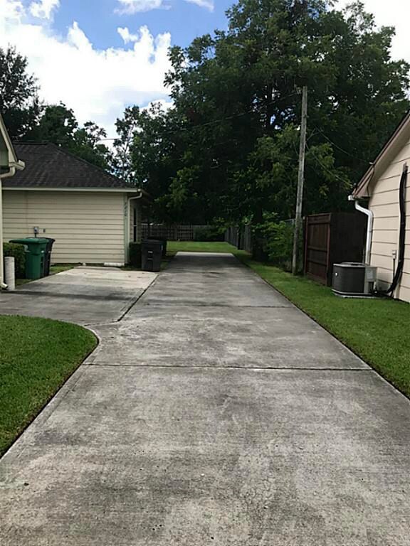 7210 Edna St unit A, Houston, TX 77087 - photo 2