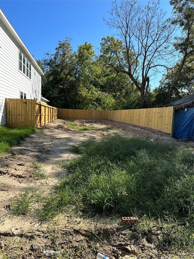 6804 Arabella St, Houston, TX 77091 - photo 6