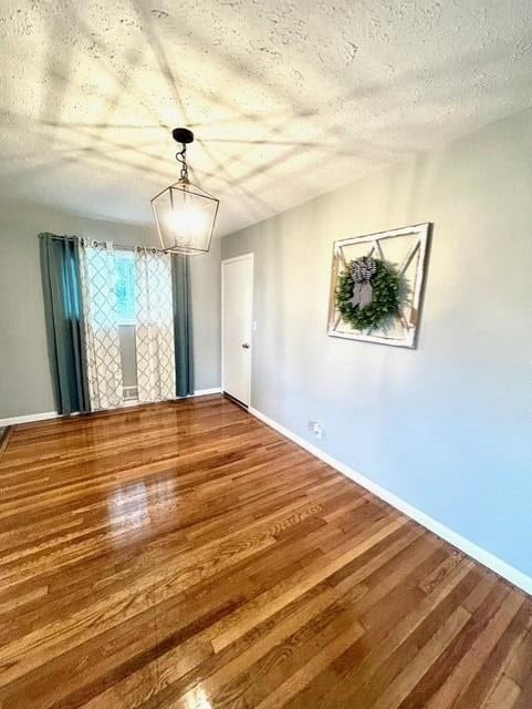 613 E Tulip Ln, Connersville, IN 47331 - photo 4