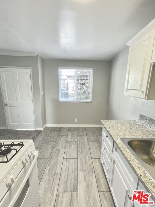 113 N Alhambra Ave unit B, Monterey Park, CA 91755 - photo 7