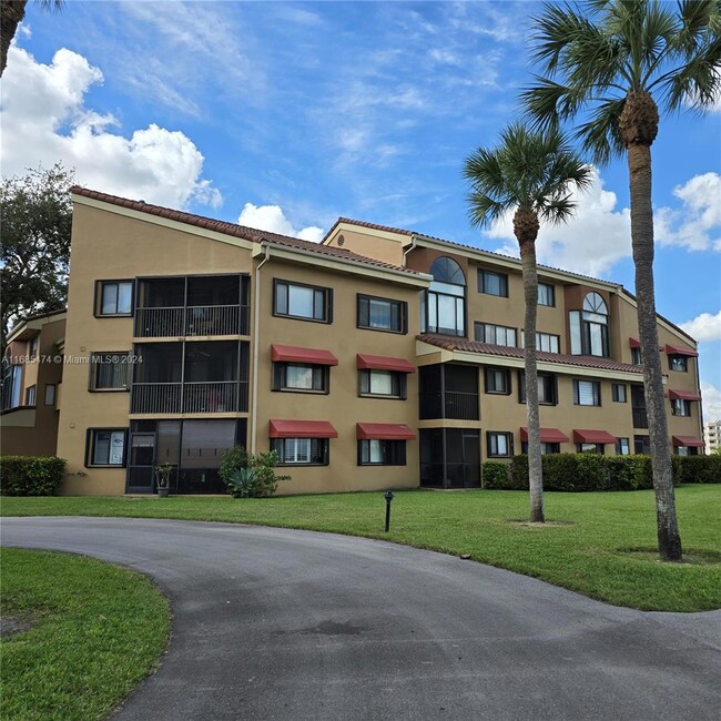 For Rent 15545 Miami Lakeway N Unit 207, Miami Lakes, FL 33014