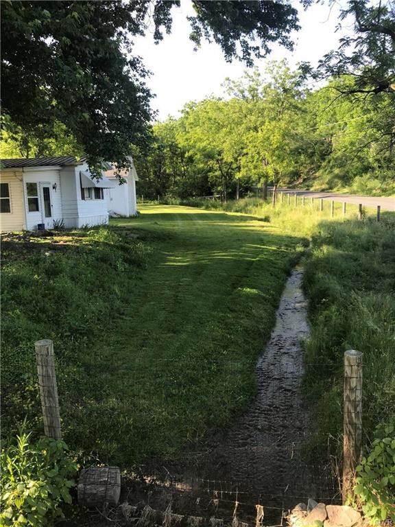 6503 Church Rd, Slatington, PA 18080 - photo 3