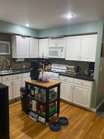 449 W Fourth St unit 1, Boston, MA 02127 - photo 2