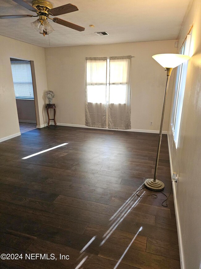 7608 Hare Ave, Jacksonville, FL 32211 - photo 3