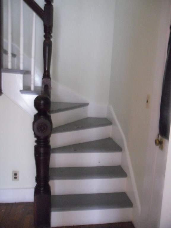 23 Ash St, Danvers, MA 01923 - photo 2