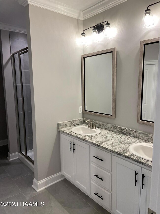 52E04868-6AD9-4444-A70D-21A5053B1BB4