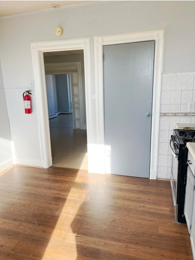 427 66th St unit 2, West New York, NJ 07093 - photo 5