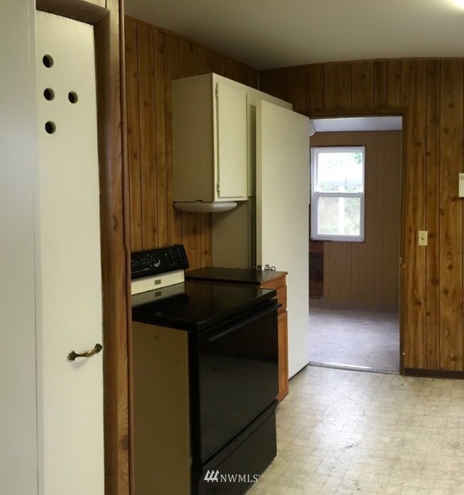 unlisted-address, Longview, WA 98632 - photo 7