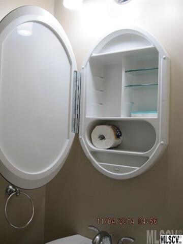 Mirror in 1/2 bath