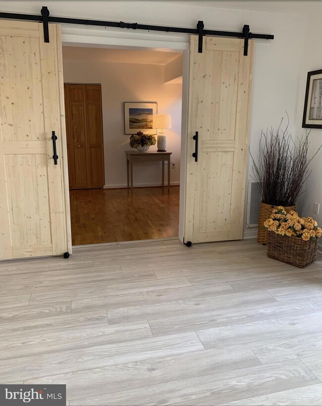 2572 Riva Rd unit 6B, Annapolis, MD 21401 - photo 2