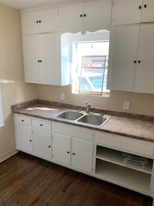 3405 Jackson Ave, El Paso, TX 79930 - photo 3