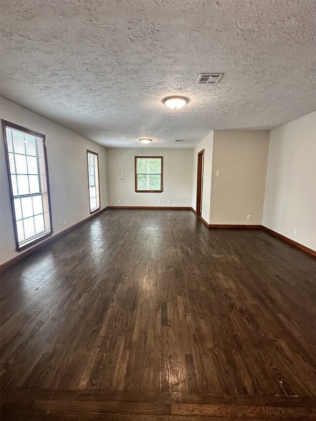2509 Wall St, Houston, TX 77088 - photo 2