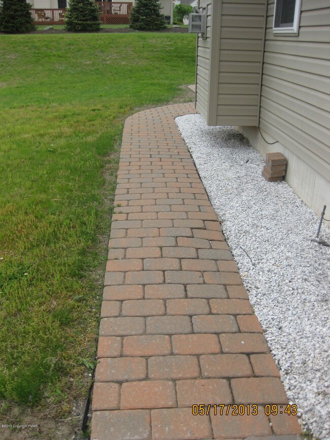 227 Dryden Rd, Stroudsburg, PA 18360 - photo 7