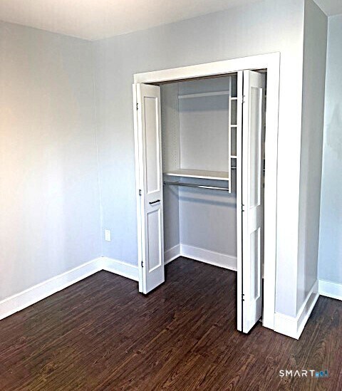 18 Harding Place unit 2nd Floor Back, Danbury, CT 06810 - photo 5