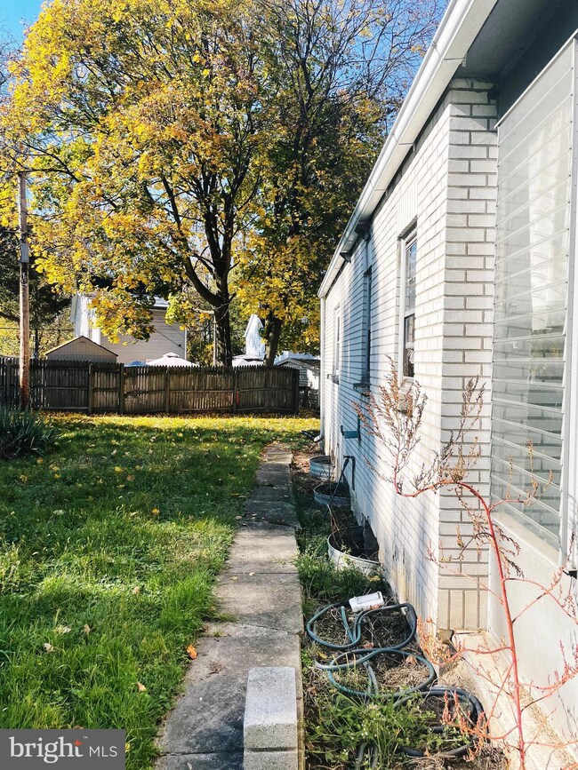 528 N Carlisle St unit 534, Allentown, PA 18109 - photo 6