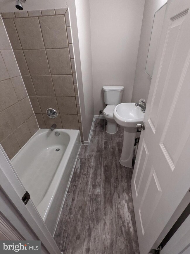 3504 E Lombard St, Baltimore, MD 21224 - photo 3