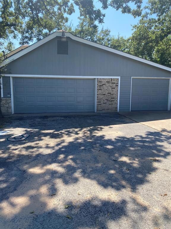 7960 Briar Rd, Azle, TX 76020 - photo 7