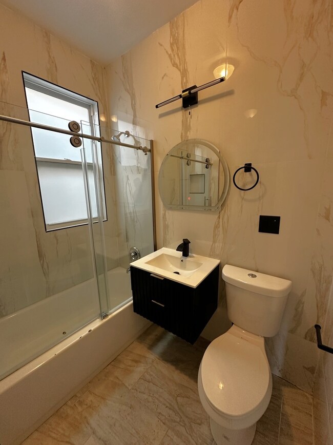 1911 S Ridgeway Ave unit 2F, Chicago, IL 60623 - photo 5