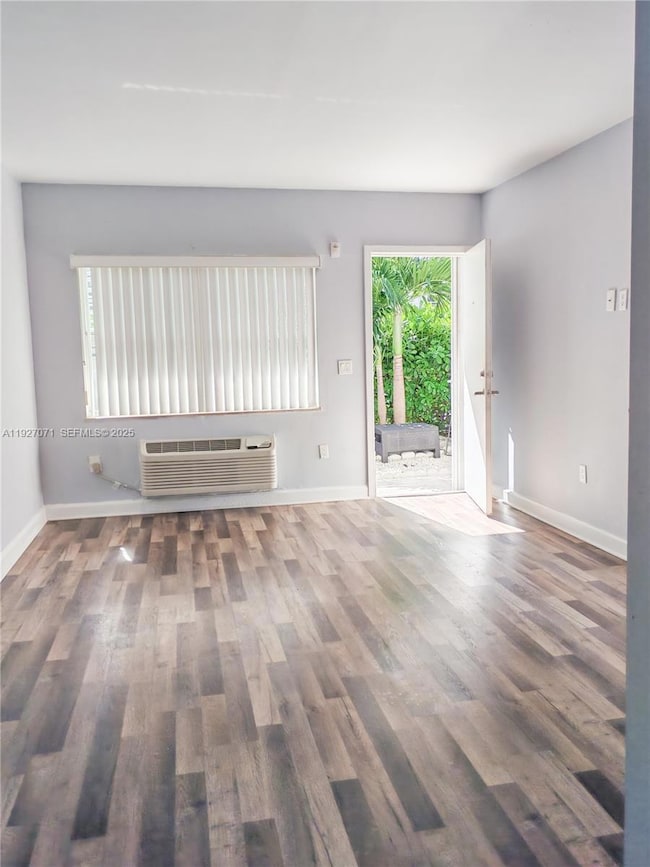 8000 NE Bayshore Ct unit 204, Miami, FL 33138 - photo 2