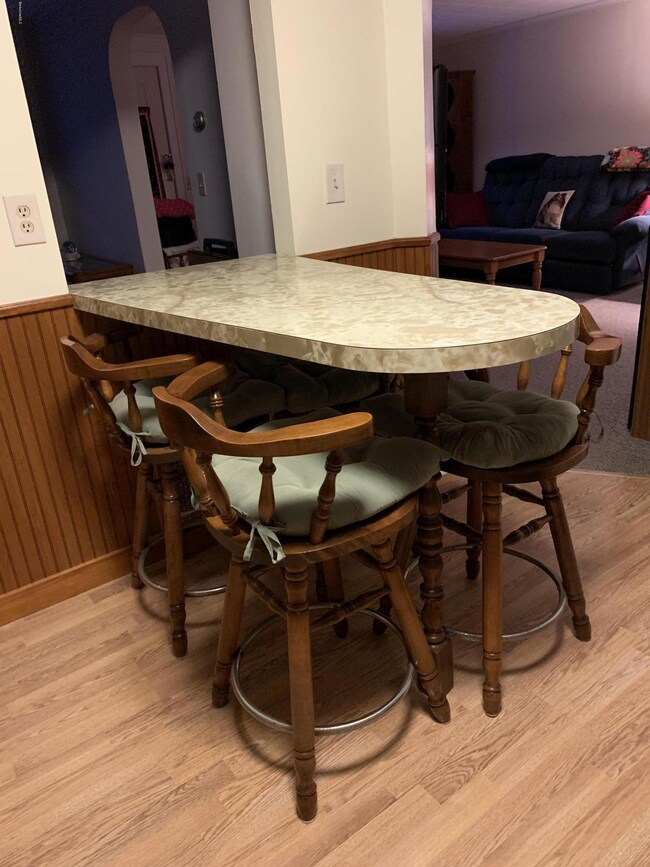 breakfast bar