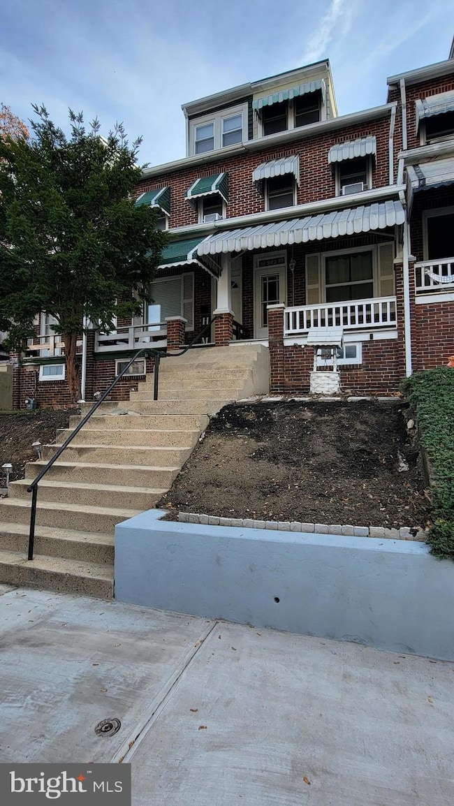 263 Linden St, Reading, PA 19604 - photo 2