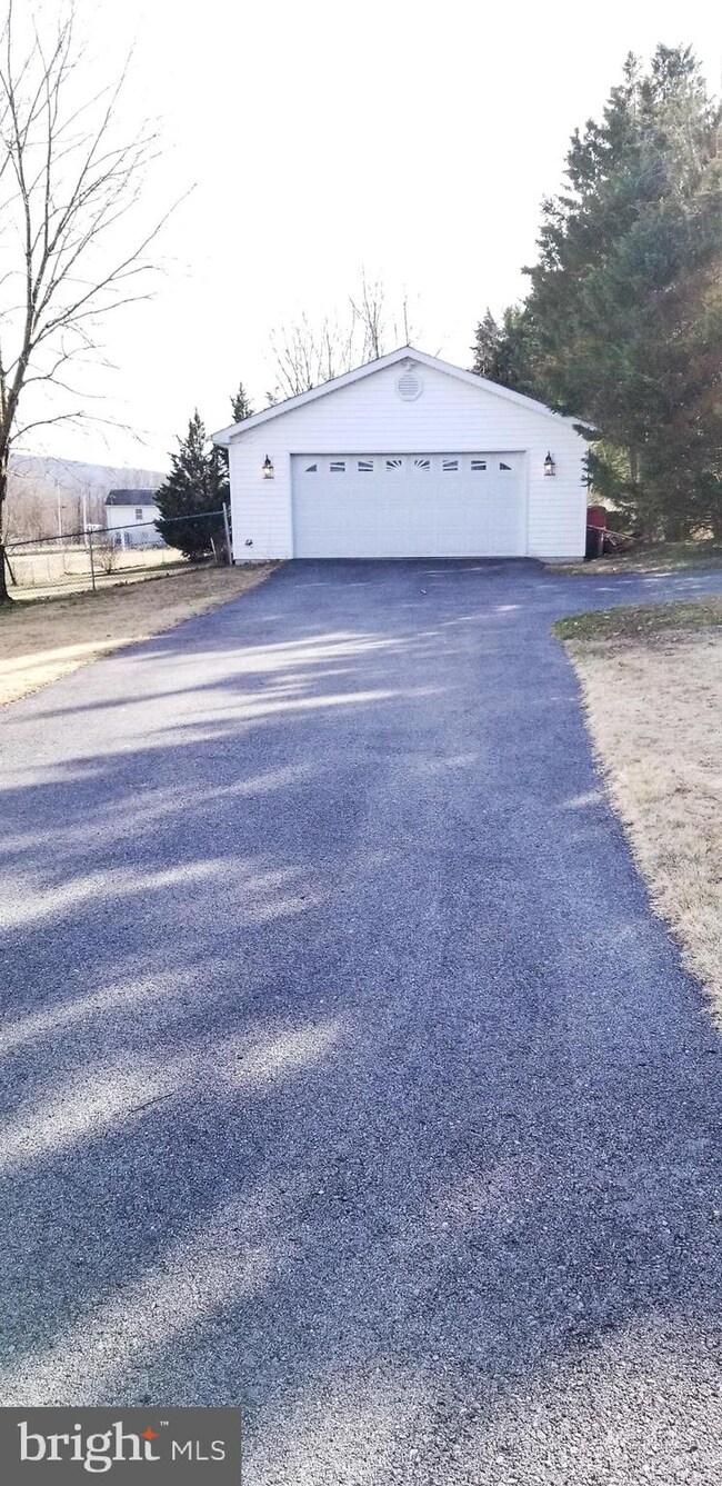 206 Investigate Ln, Hedgesville, WV 25427 - photo 7