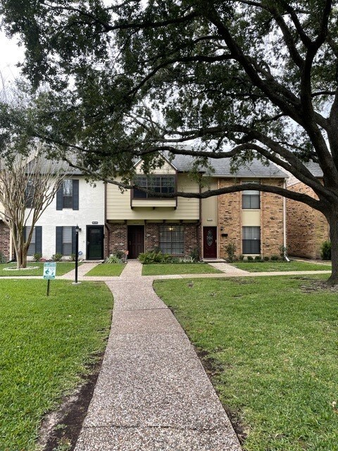 10324 Longmont Dr unit 476, Houston, TX 77042 - photo 2