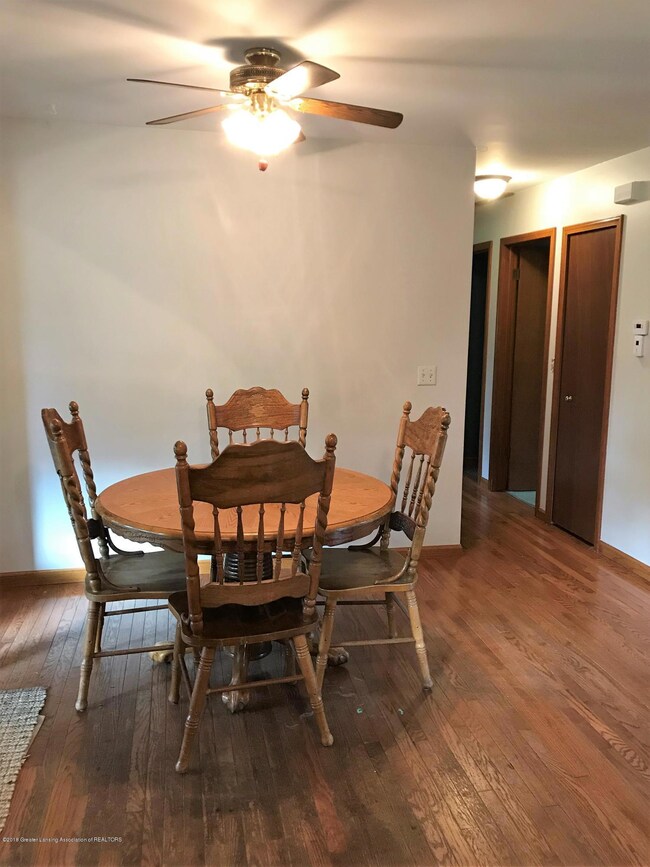 5 dinning room - Copy