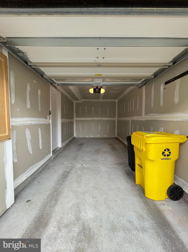 3207 Laurel Hill Rd, Hanover, MD 21076 - photo 5