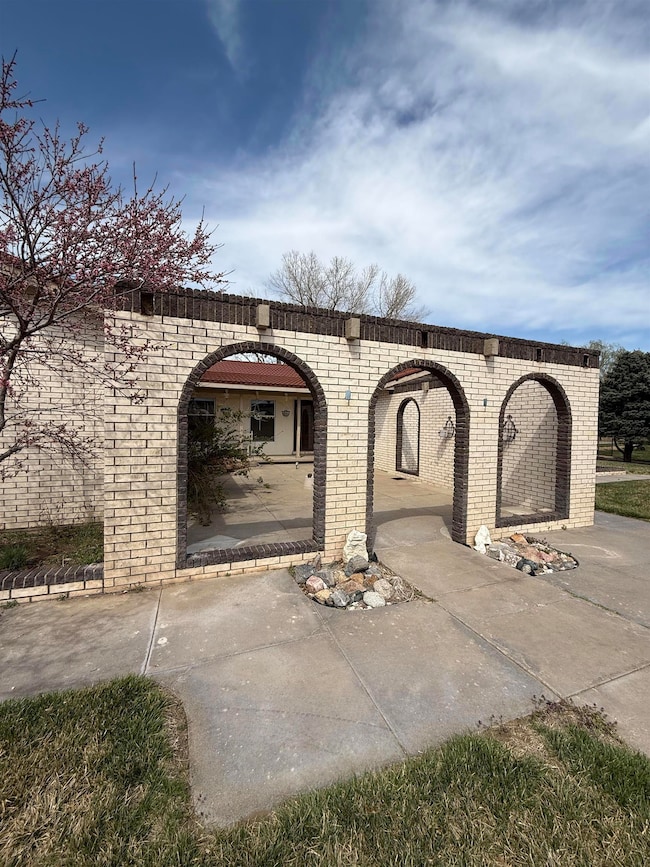 1016 E 4th St, Kinsley, KS 67547 - photo 3