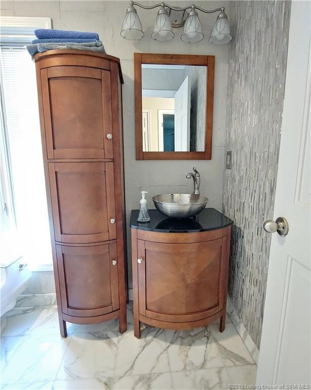 6015 Benchmark III Dr, Floyds Knobs, IN 47119 - photo 6