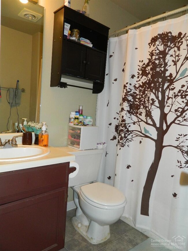 1538 SW 33rd St, Redmond, OR 97756 - photo 6