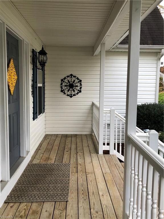 104 Old Gate Ct, Jamestown, NC 27282 - photo 4