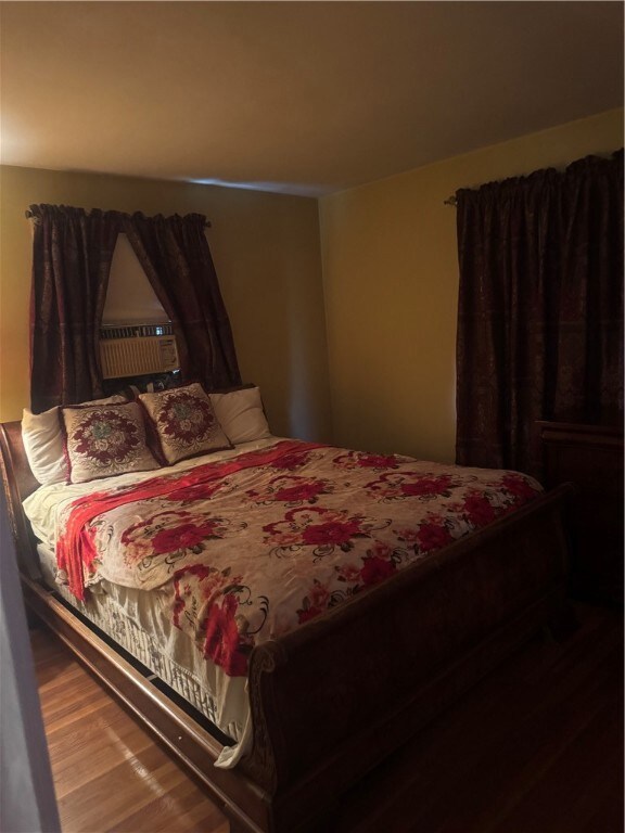 96 Shawmut Ave, Central Falls, RI 02863 - photo 3