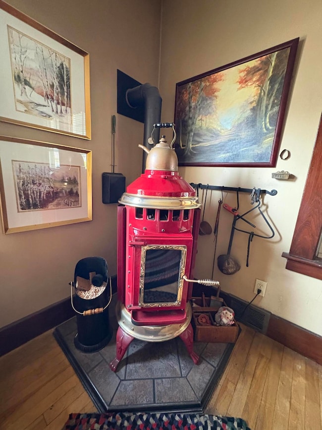 27 Birch St, East Millinocket, ME 04430 - photo 7