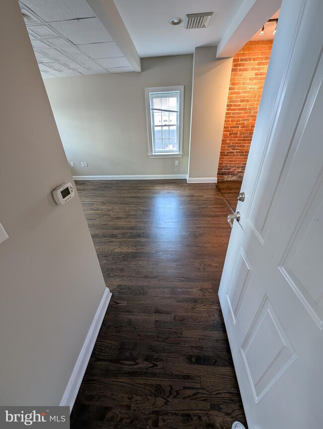 38 N Potomac St unit 4, Hagerstown, MD 21740 - photo 3