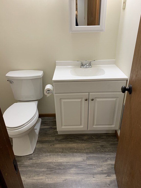 1 Station St unit 201, Hingham, MA 02043 - photo 2