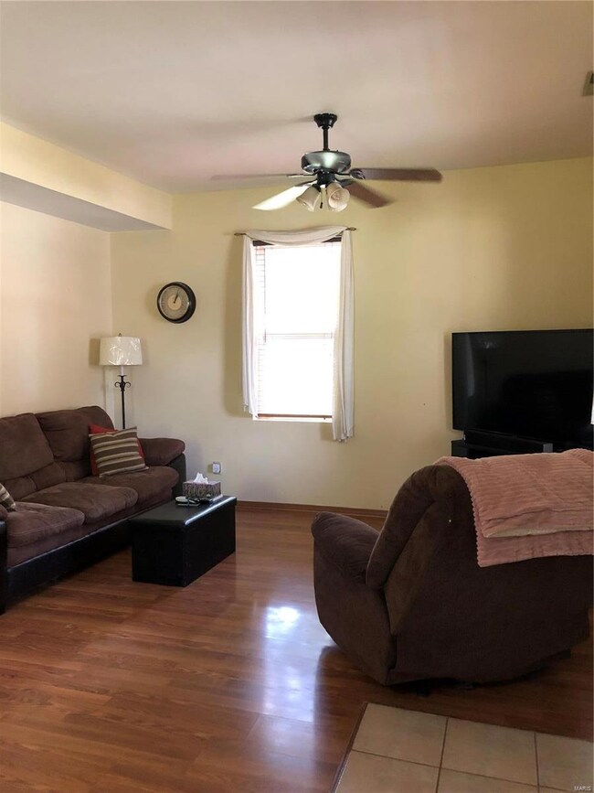 210 N Main St, Freeburg, IL 62243 - photo 6